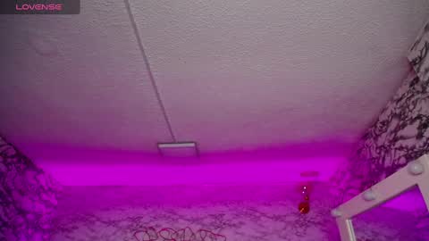 Violetta  online show from February 2025 03:48:01 AM