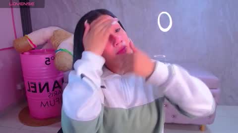 Violetta  online show from December 2025 03:37:02 AM