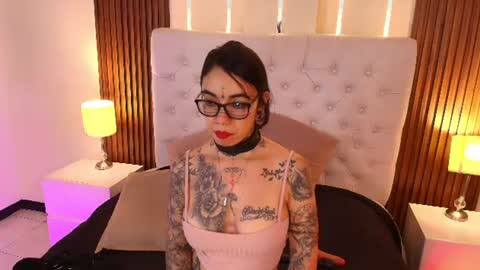 violettaalemida online show from July 2026 04:17:02 AM