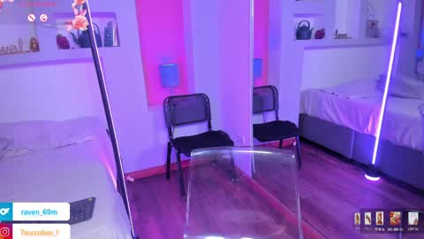 ViolettaBaker online show from May 2026 07:01:01 PM