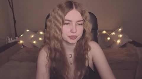 ViolettaOtis online show from January 2026 01:02:01 PM