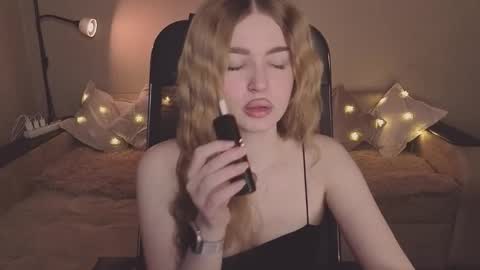 ViolettaOtis online show from February 2026 03:30:01 PM