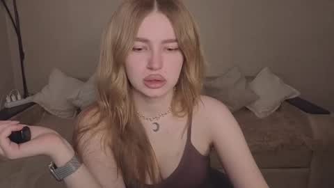 ViolettaOtis online show from May 2026 03:31:02 PM