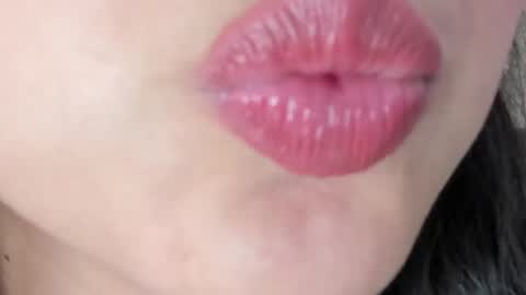 violettarousee online show from May 2026 10:17:01 PM