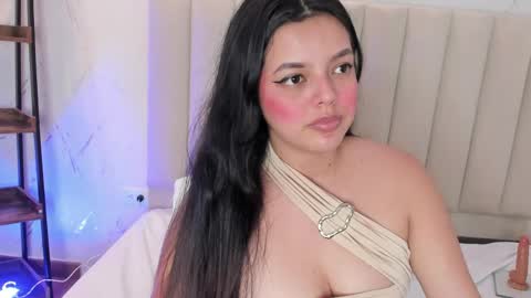 violettarousee online show from May 2026 01:57:16 AM
