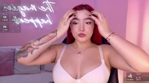 Violett Castel online show from December 2025 06:39:01 PM