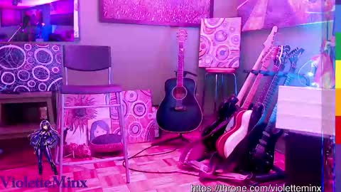 Violette online show from April 2026 11:17:01 PM