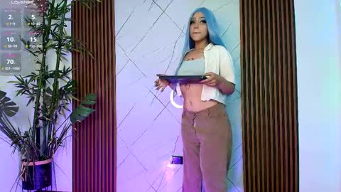 violettenoi online show from May 2026 09:33:02 PM