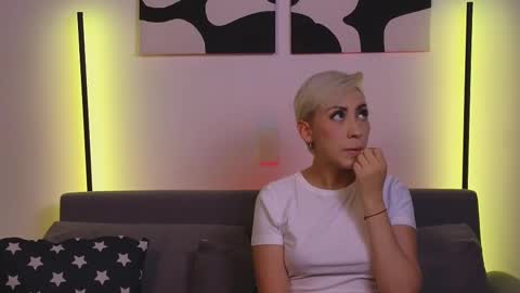 Violet online show from March 2025 11:20:02 PM