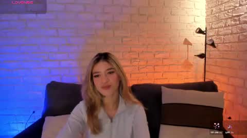 Violett  online show from June 2026 10:07:01 AM