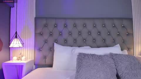 VioletthaRous online show from February 2026 10:42:01 PM