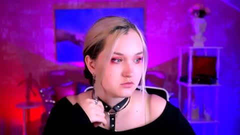Violett online show from May 2026 08:23:01 AM