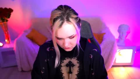 Violett online show from May 2026 08:10:02 AM