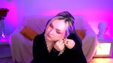 Violett online show from June 2026 08:16:02 AM