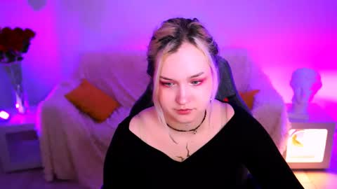Violett online show from June 2026 08:06:01 AM