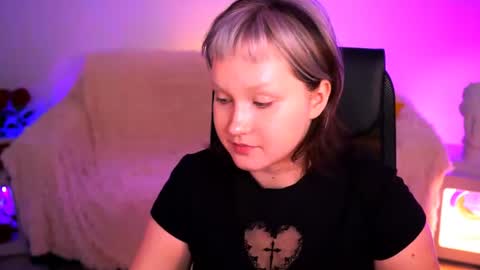 Violett online show from July 2026 06:48:02 AM