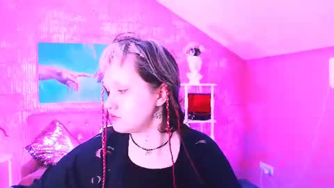 Violett online show from July 2026 06:28:02 AM