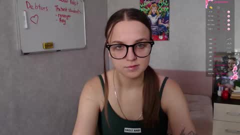 Violet online show from October 2025 06:58:02 AM