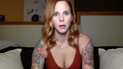 Violet online show from December 2024 12:08:01 AM