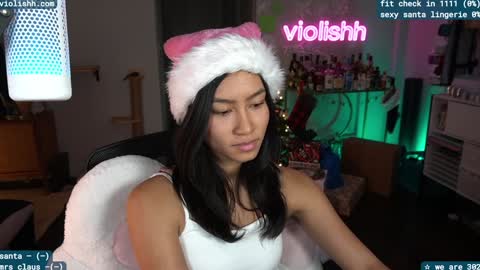 Snapshot of violishh chatting on December 2024 11:17:02 PM follow me on twitter violishh and ig violishh online show from December 2024 11:17:02 PM