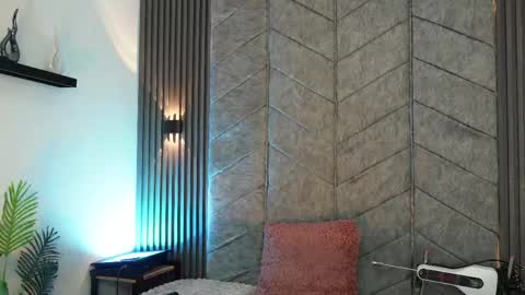 viollettebylyly online show from May 2026 12:10:01 PM