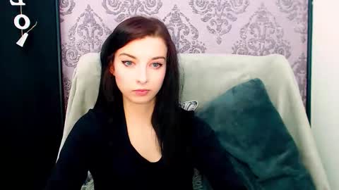 VirginLuna online show from June 2026 07:17:02 PM
