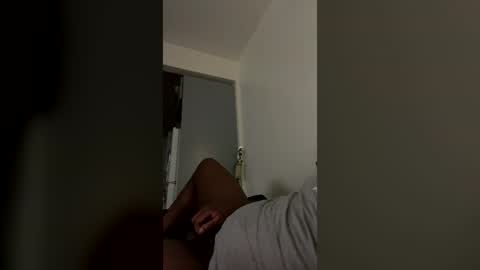 Elle Hood online show from June 2026 12:47:02 PM