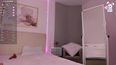 Chloe online show from March 2025 06:16:01 AM