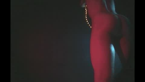 Visuals Lonely online show from October 2025 01:47:02 AM