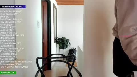 Vito Ferrer online show from June 2026 12:53:01 PM