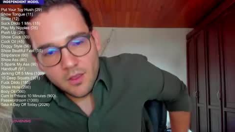Vito Ferrer online show from July 2026 05:16:01 PM