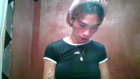 Snapshot of vivamaxgirls chatting on April 2026 06:27:01 PM kim online show from April 2026 06:27:01 PM