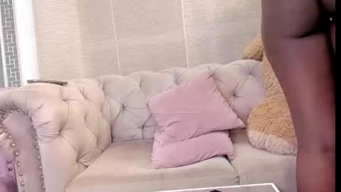 vivi cooper online show from December 2024 04:09:01 AM