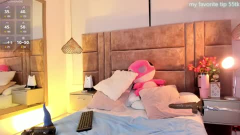 Viviana  online show from May 2026 12:52:02 AM