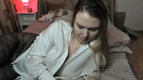 vivian_alison online show from January 2025 10:11:02 PM