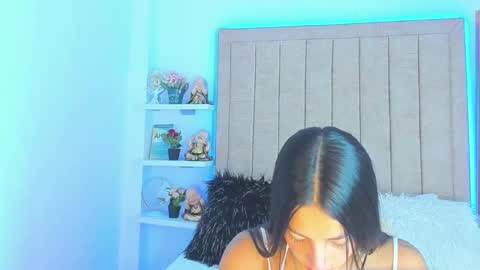 Snapshot of vivian_monroe chatting on January 2025 12:13:01 PM Vivian Monroe online show from January 2025 12:13:01 PM