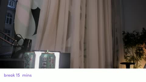 Snapshot of vivian_qwerty chatting on December 2024 07:46:01 AM vivian_qwerty online show from December 2024 07:46:01 AM