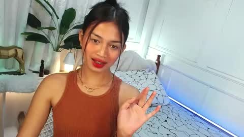 Vivian online show from March 2025 01:14:02 AM