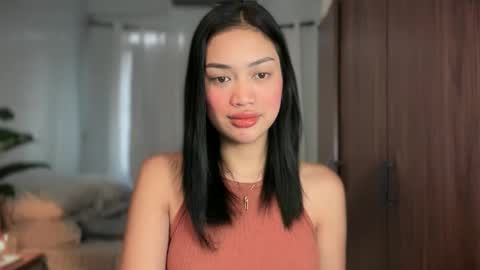 Snapshot of vivian_roberts chatting on June 2026 10:21:02 PM Vivian online show from June 2026 10:21:02 PM