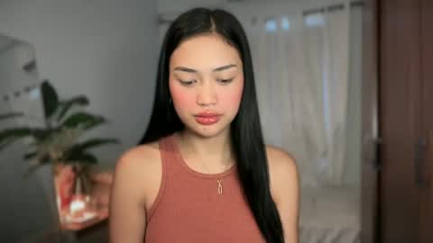 Snapshot of vivian_roberts chatting on June 2026 01:15:02 AM Vivian online show from June 2026 01:15:02 AM
