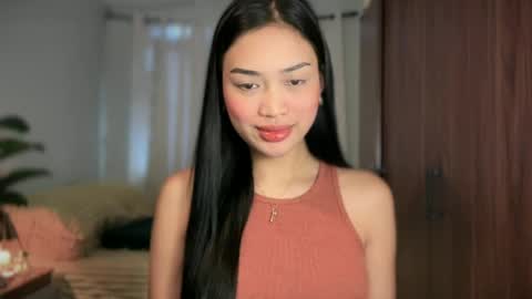 Snapshot of vivian_roberts chatting on June 2026 11:27:02 PM Vivian online show from June 2026 11:27:02 PM