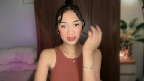 Snapshot of vivian_roberts chatting on July 2026 11:22:01 PM Vivian online show from July 2026 11:22:01 PM
