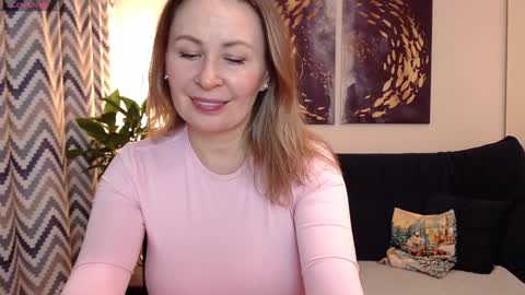 Snapshot of vivian_soul chatting on December 2024 06:16:02 PM Vivian online show from December 2024 06:16:02 PM