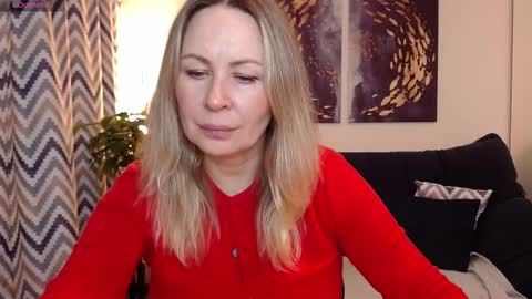 Snapshot of vivian_soul chatting on October 2025 05:52:02 PM Vivian online show from October 2025 05:52:02 PM