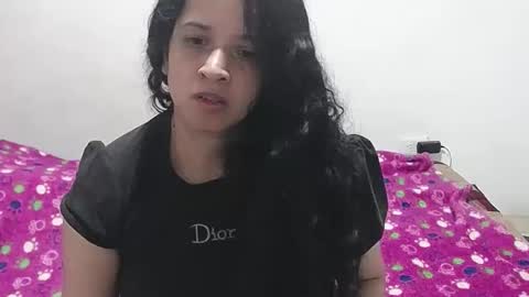 Snapshot of vivian_walt_ chatting on December 2024 07:40:01 AM melissa online show from December 2024 07:40:01 AM