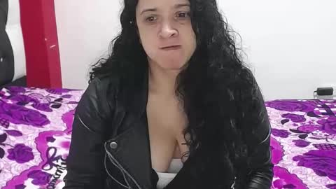 Snapshot of vivian_walt_ chatting on February 2025 05:30:01 AM melissa online show from February 2025 05:30:01 AM