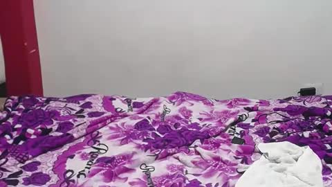 Snapshot of vivian_walt_ chatting on February 2025 04:42:02 AM melissa online show from February 2025 04:42:02 AM