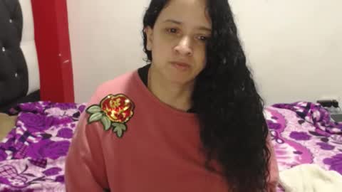 Snapshot of vivian_walt_ chatting on March 2025 04:30:02 AM melissa online show from March 2025 04:30:02 AM