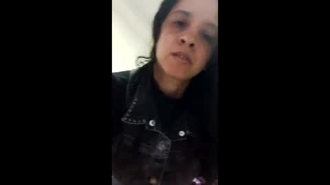 Snapshot of vivian_walt_ chatting on May 2026 04:42:02 AM melissa online show from May 2026 04:42:02 AM