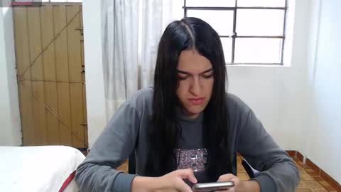 Snapshot of vivianalatin chatting on February 2026 12:09:02 PM instagram Viviana73215 online show from February 2026 12:09:02 PM